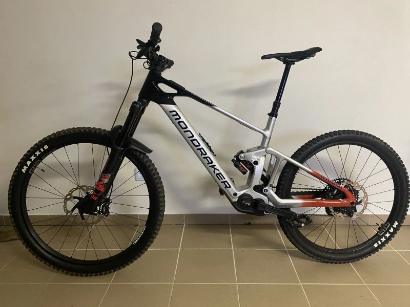 Elektrokolo Mondraker Dune R 2024 vel. L Bosch SX 19,9kg carbon