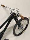 Zánovní Custom DH Banshee Legend | TOP