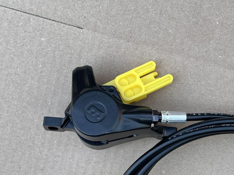 2x Magura MT5 + 1x MT4