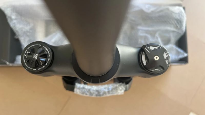 Manitou Mezzer Expert 27,5" 140-180 mm