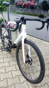 Prodám NOVÉ sil. kolo zn. SCOTT Addict RC Pro (Cumulus White/Carbon Black), vel. L