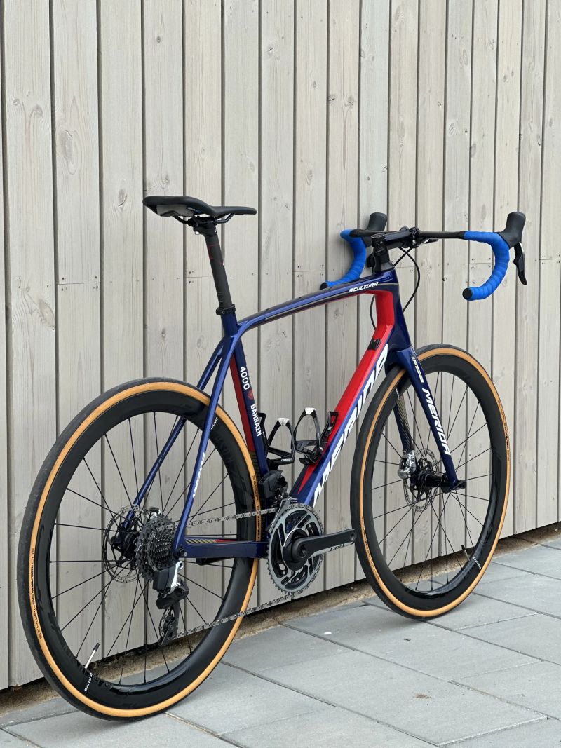 Merida Scultura 4000 Bahrain Edition | L | SRAM RED