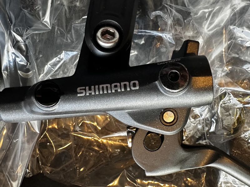 Nové brzdové páky Shimano M6100