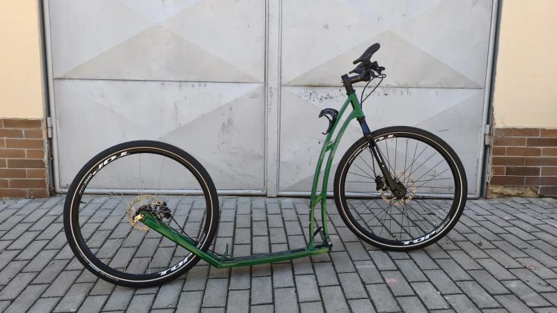 Koloběžka Mibo GS, kola 2 x 26", hydraulické brzdy Shimano