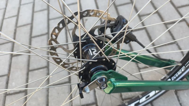 Koloběžka Mibo GS, kola 2 x 26", hydraulické brzdy Shimano