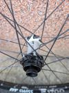 Zapletená kola DT Swiss E 1700 Spline Two 27,5" (Non-Boost) + pláště WTB