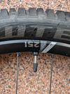 Zapletená kola DT Swiss E 1700 Spline Two 27,5" (Non-Boost) + pláště WTB