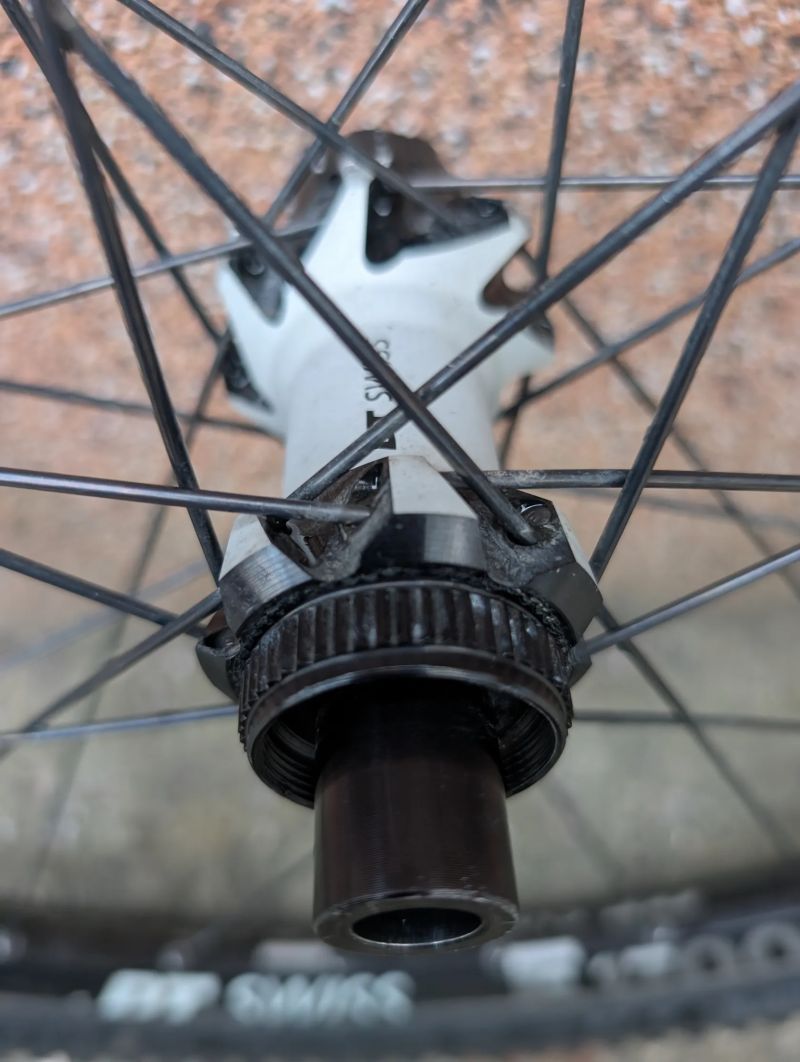 Zapletená kola DT Swiss E 1700 Spline Two 27,5" (Non-Boost) + pláště WTB