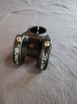 Predstavec Burgtec MK3 