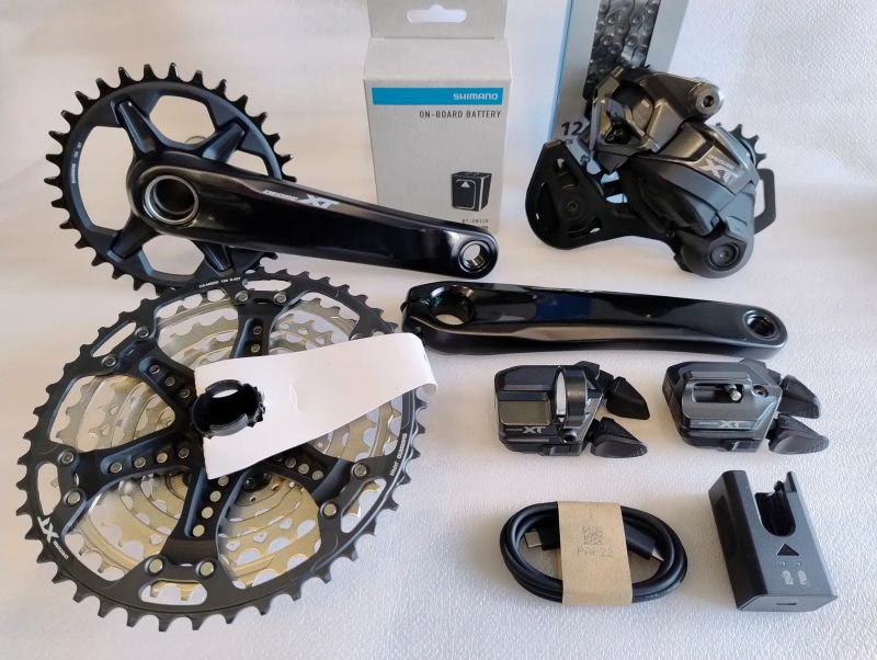 Kompletní sada Shimano XT Di2 8250-GS