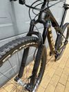 TREK Supercaliber 9.8, karbonová kola DAMIL, vel. M