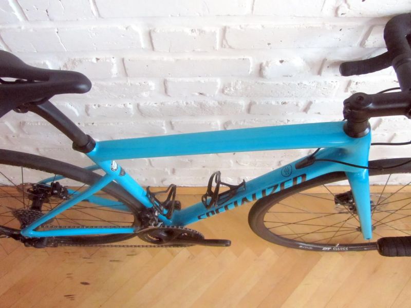 SPECIALIZED TARMAC SL 6 na Shimano 105, 52 cm. Zánovní. PC 90.000 Kč