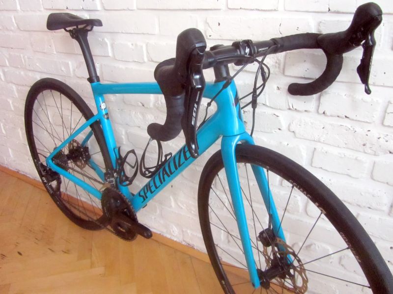 SPECIALIZED TARMAC SL 6 na Shimano 105, 52 cm. Zánovní. PC 90.000 Kč