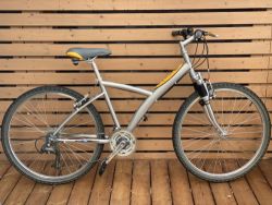 Městská kola Btwin Five (Decathlon)