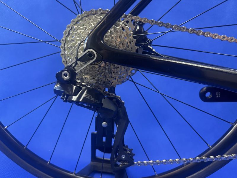 Merida Scultura 6000 Di2 elektrické řaz. 2x12 - kolo číslo 60. vel. M (54cm) pro postavy 175 - 182cm