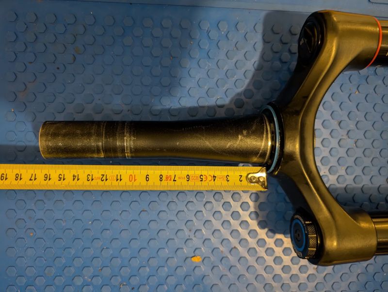 Rock Shox Lyrik Select+ 29" / 170mm (Charger 2.1), Boost, sloupek 16 cm