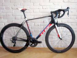 CUBE LITENING na Shimano DURA ACE, 58cm. Zánovní. PC 140.000 Kč