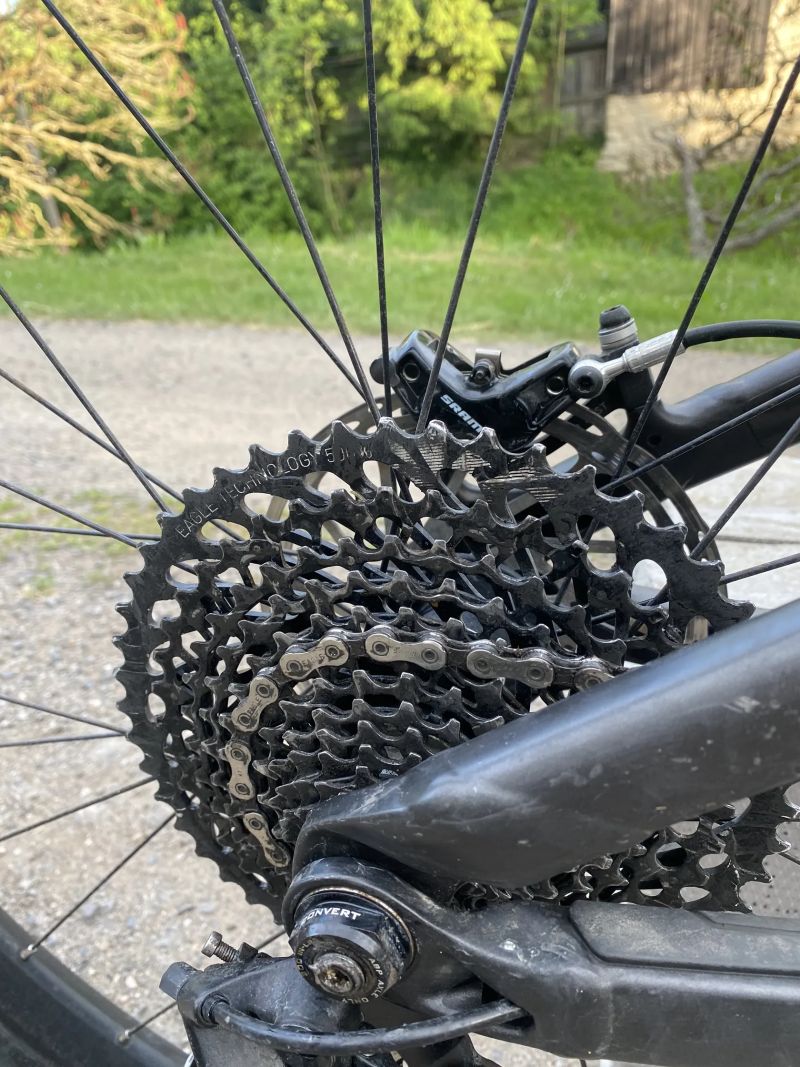Trek Remedy 8