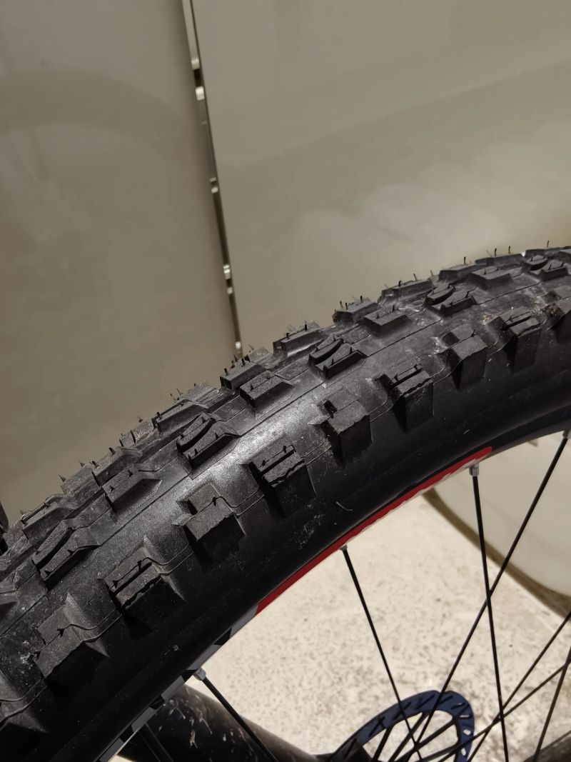 Maxxis aggressor 29x2.3