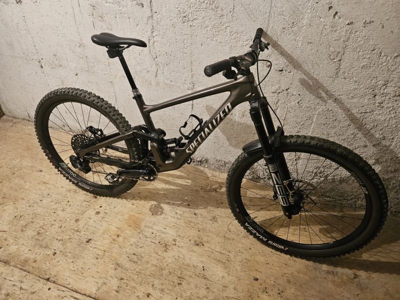 Specialized Enduro custom AXS