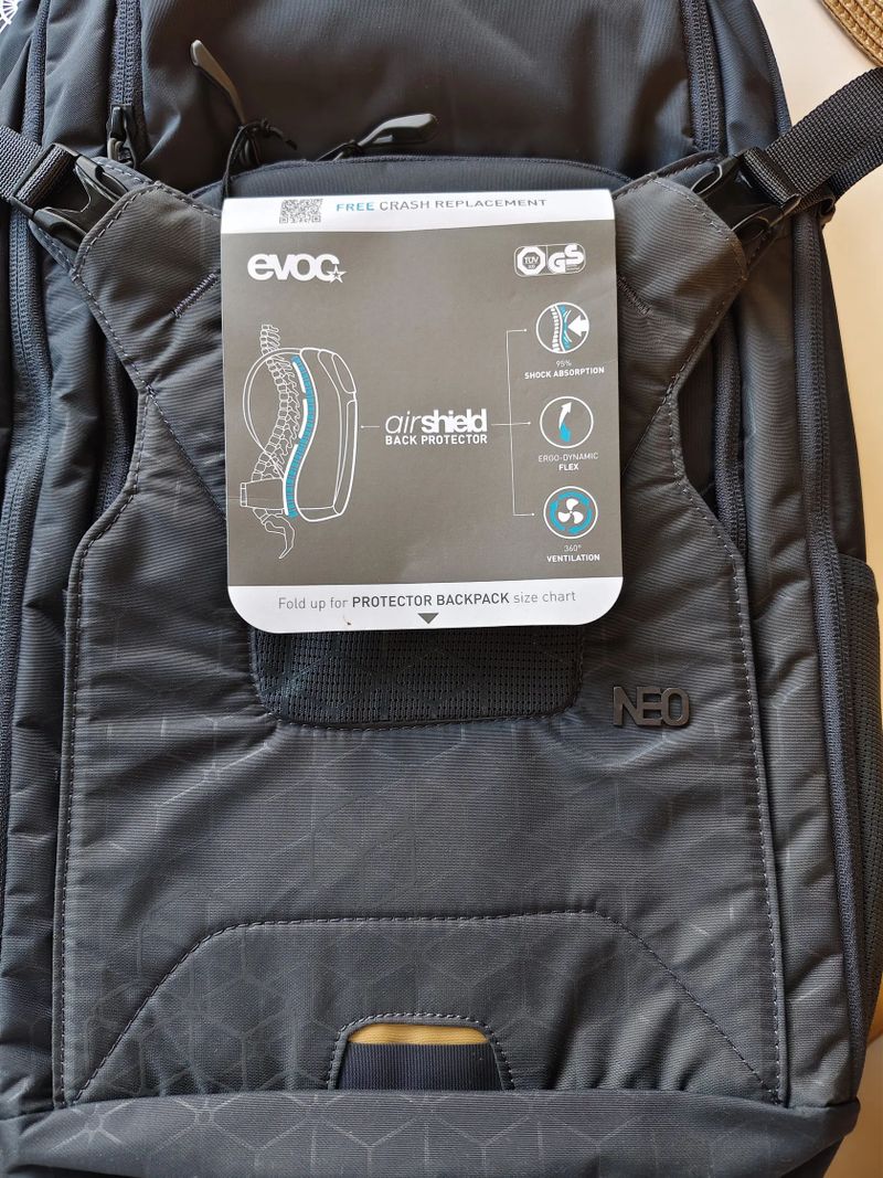 Batoh Evoc NEO 16l 
