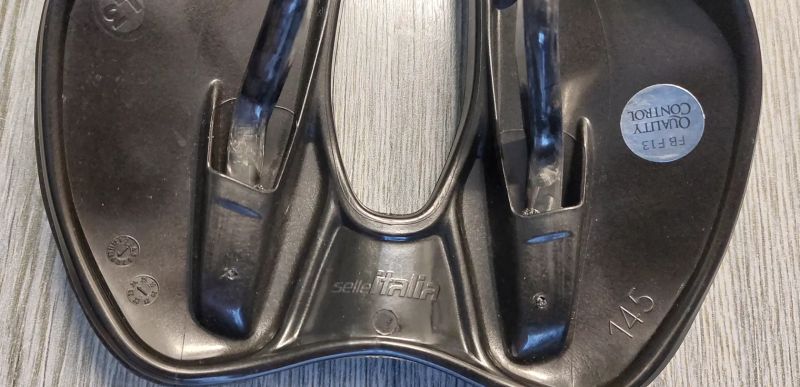 Sedlo SELLE ITALIA SLR Kit Carbonio Boost Superflow 