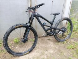 YT capra 29 comp 2020 CF “XL”
