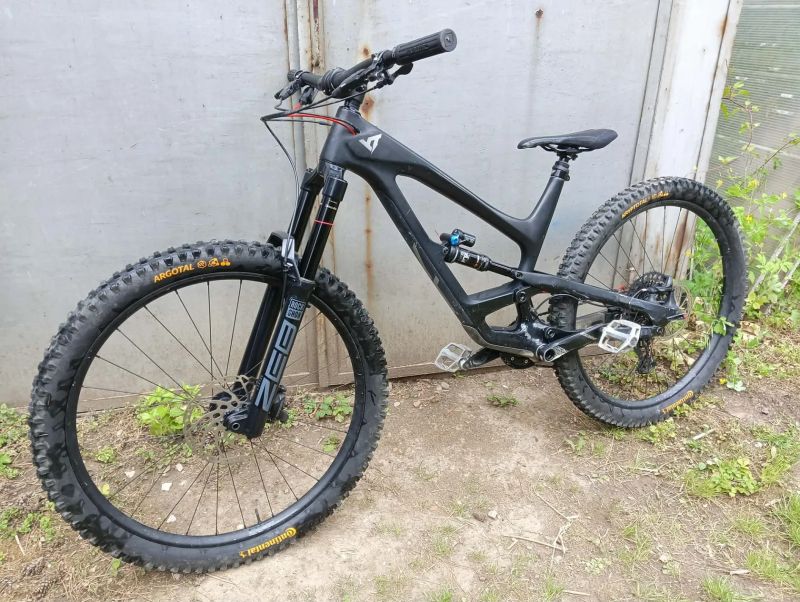 YT capra 29 comp 2020 CF “XL”