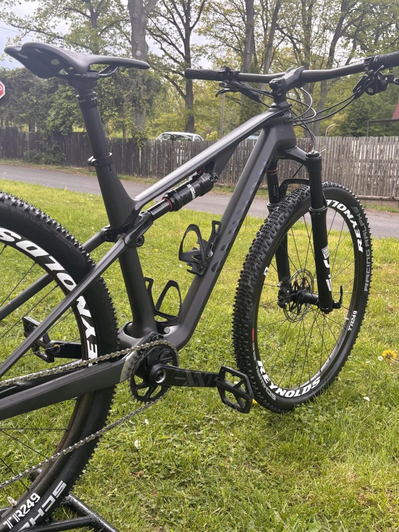 Canyon Lux CF SLX 9.0 29
