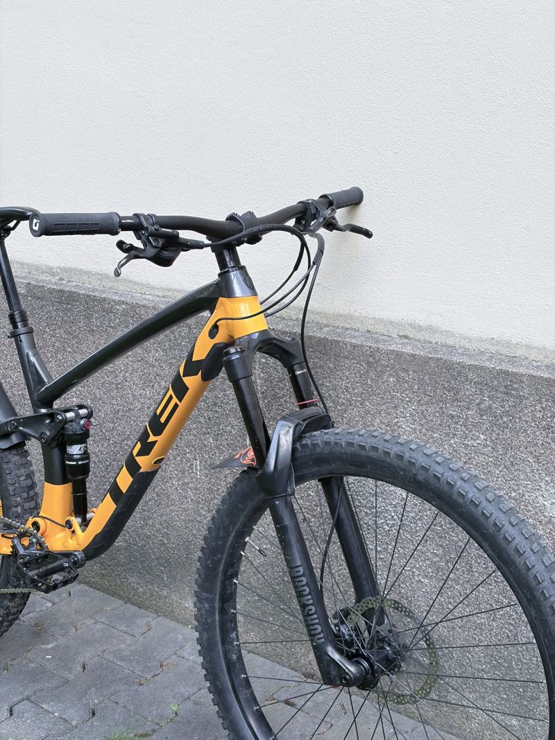 Trek Fuel EX 5 29", vel. M, 2022