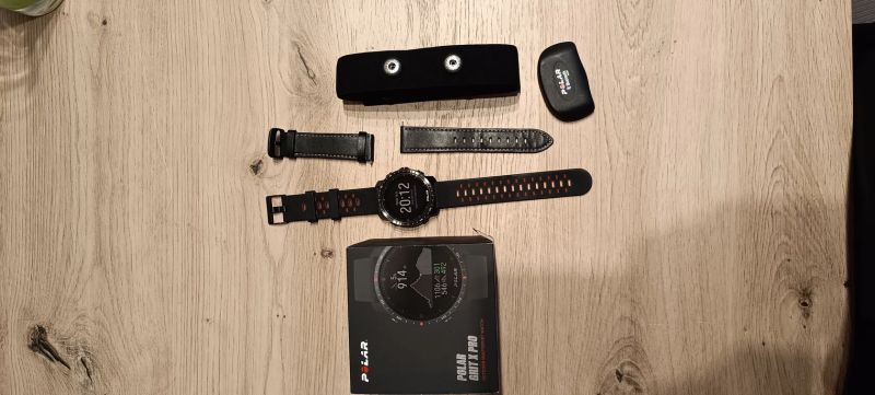 Polar grit x pro