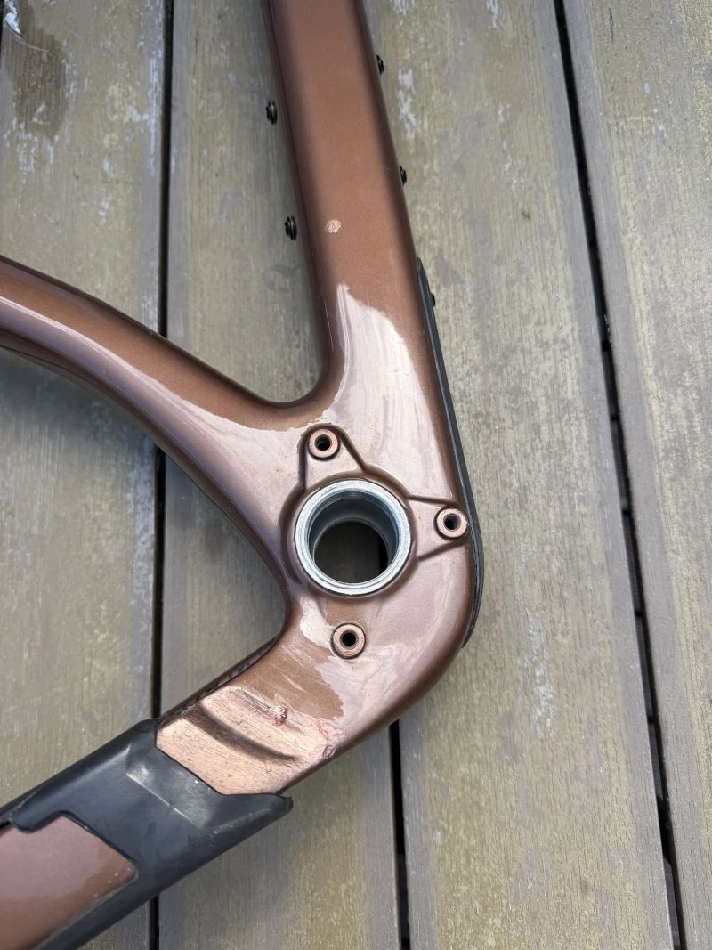 Prodám rám Santa Cruz Chameleon C (karbon), model MK7 2020 velikost L