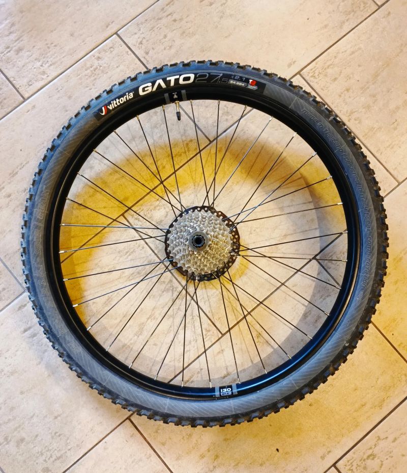 Zadní kolo 27,5"