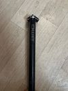 Karbonová sedlovka BMC průměr 27.2mm, délka 350mm