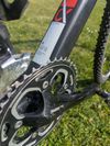 Cube Cross Race 10 kg - hliníkový gravel/cyklokros, Shimano 105 (2x11), ráfky Fulcrum 
