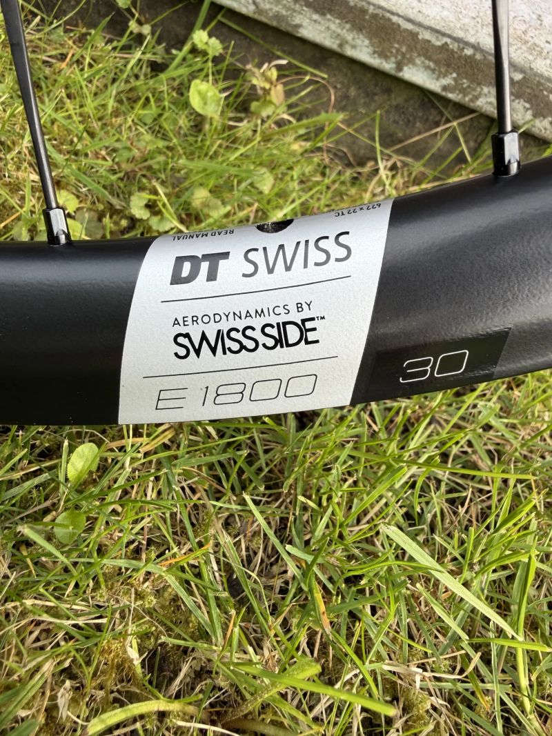 DT Swiss E1800 