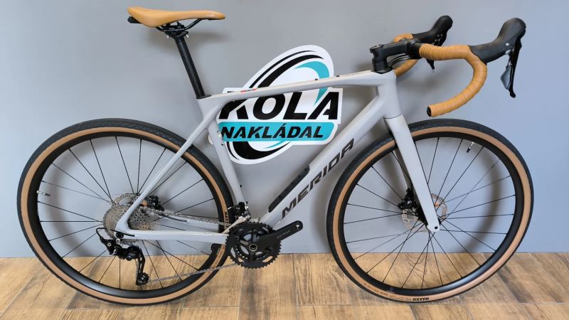 MERIDA MISSION 4000 Silk Grey(Gunmetal Grey) M 2026
