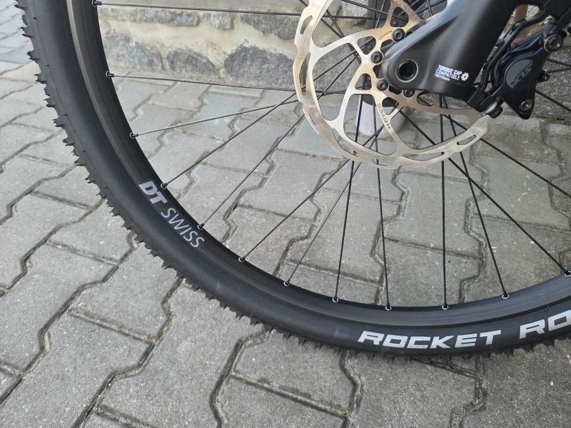 Canyon Exceed CF 5