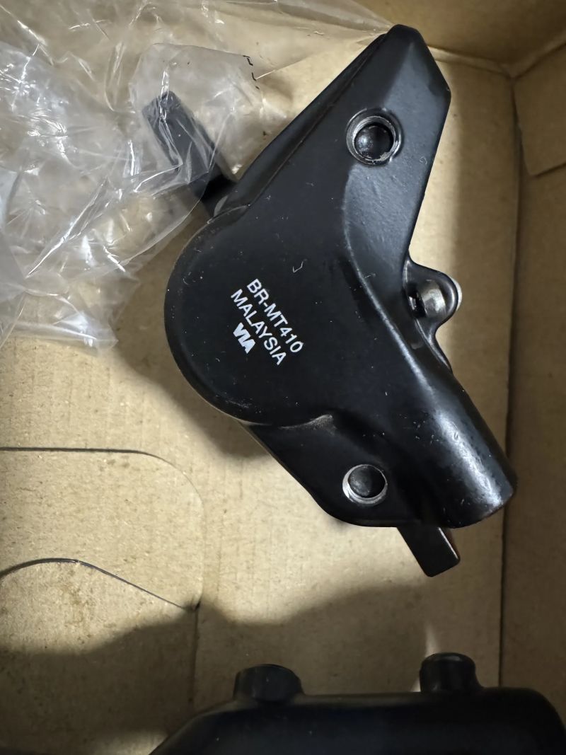 Komplet přední a zadní brzdy Shimano