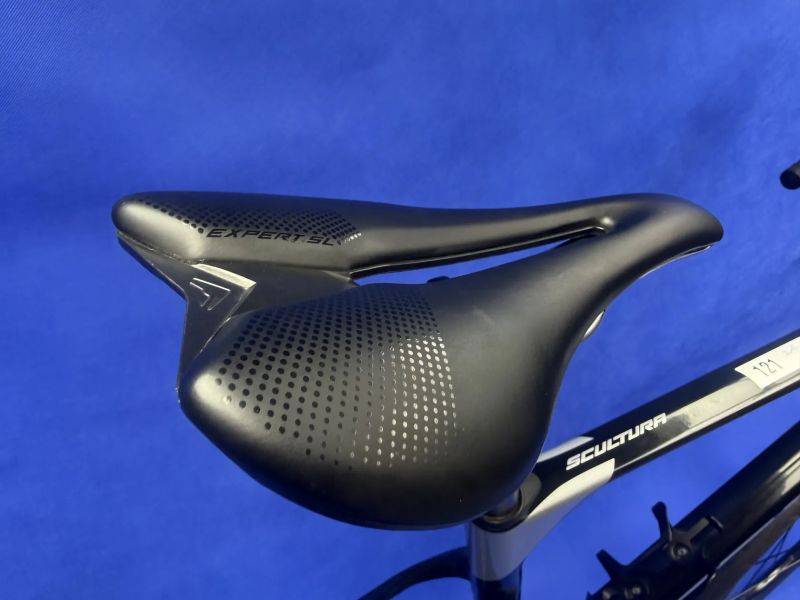Merida Scultura 6000 Di2 elektrické řaz. 2x12 - kolo č.121 vel. L (56cm) pro postavy 183 - 188cm
