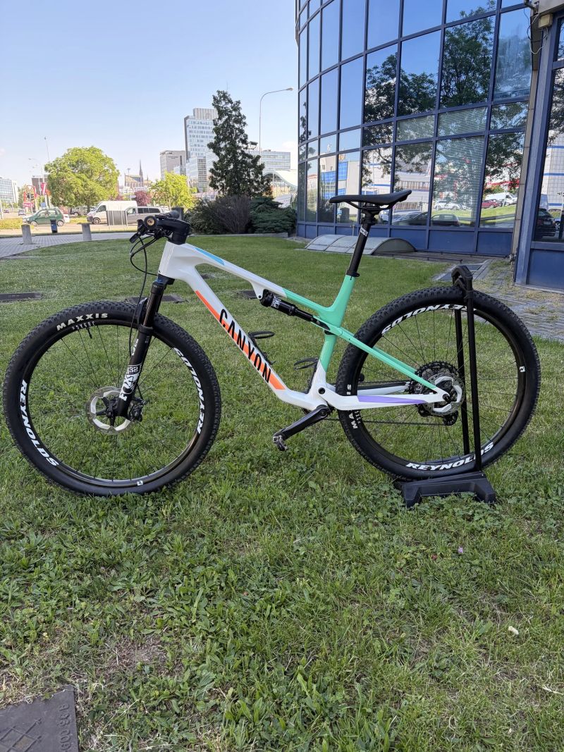 Canyon Lux World Cup CF 7