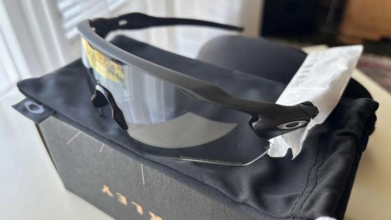 Oakley Radar EV Path brýle, steel/Clear to Black Iridium Photochromic