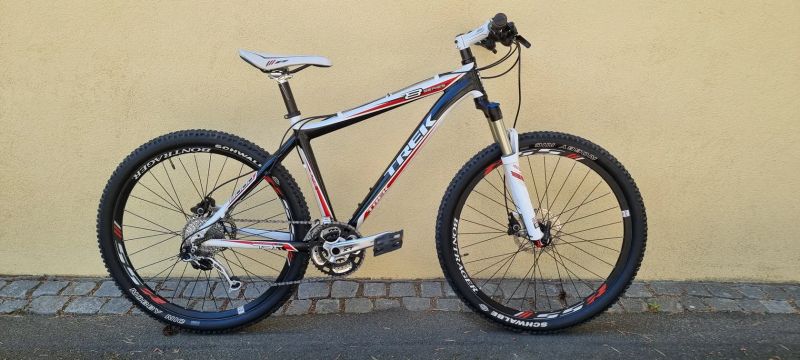 Trek 8000