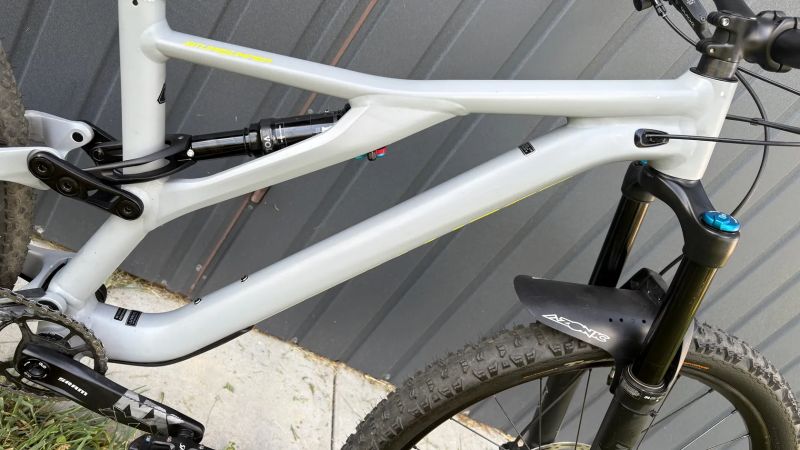 Zánovní kolo Specialized Stumpjumper Comp Alloy