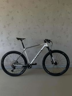 Canyon Exceed CF 5