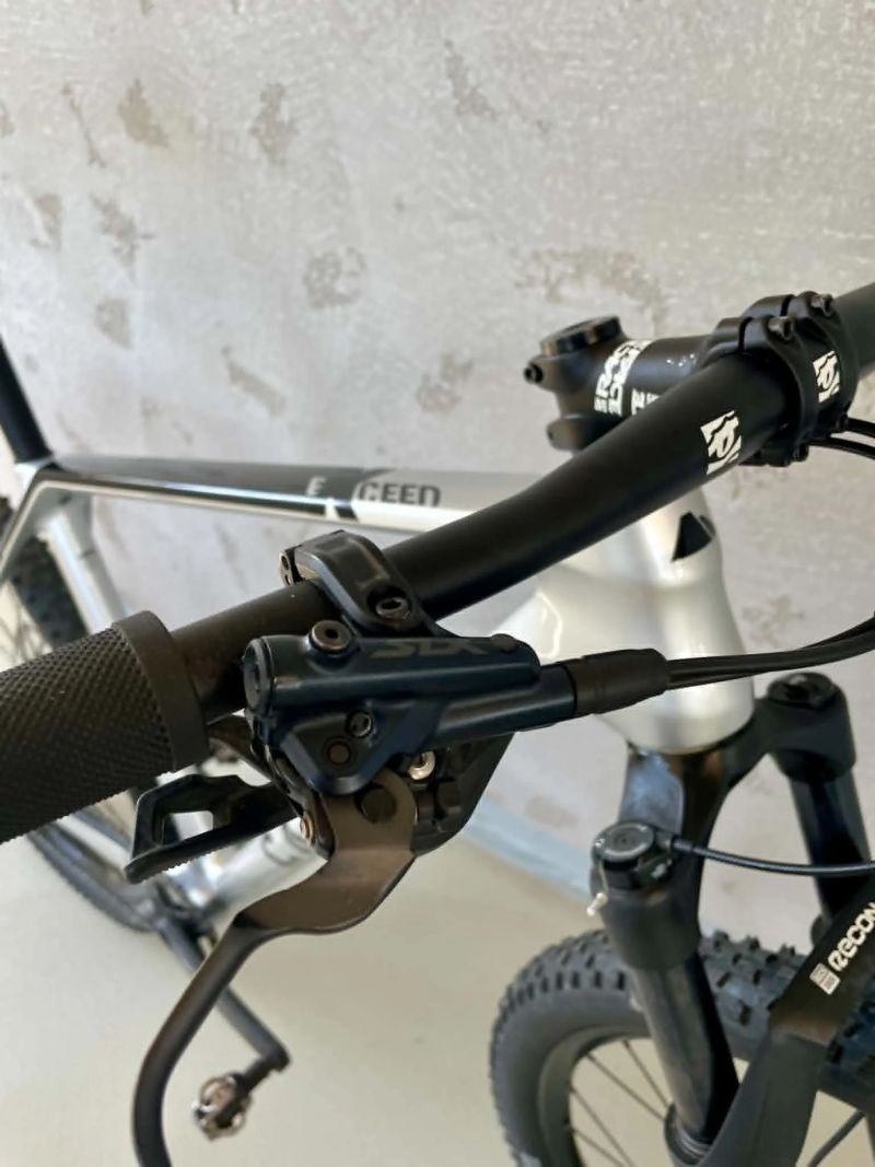 Canyon Exceed CF 5