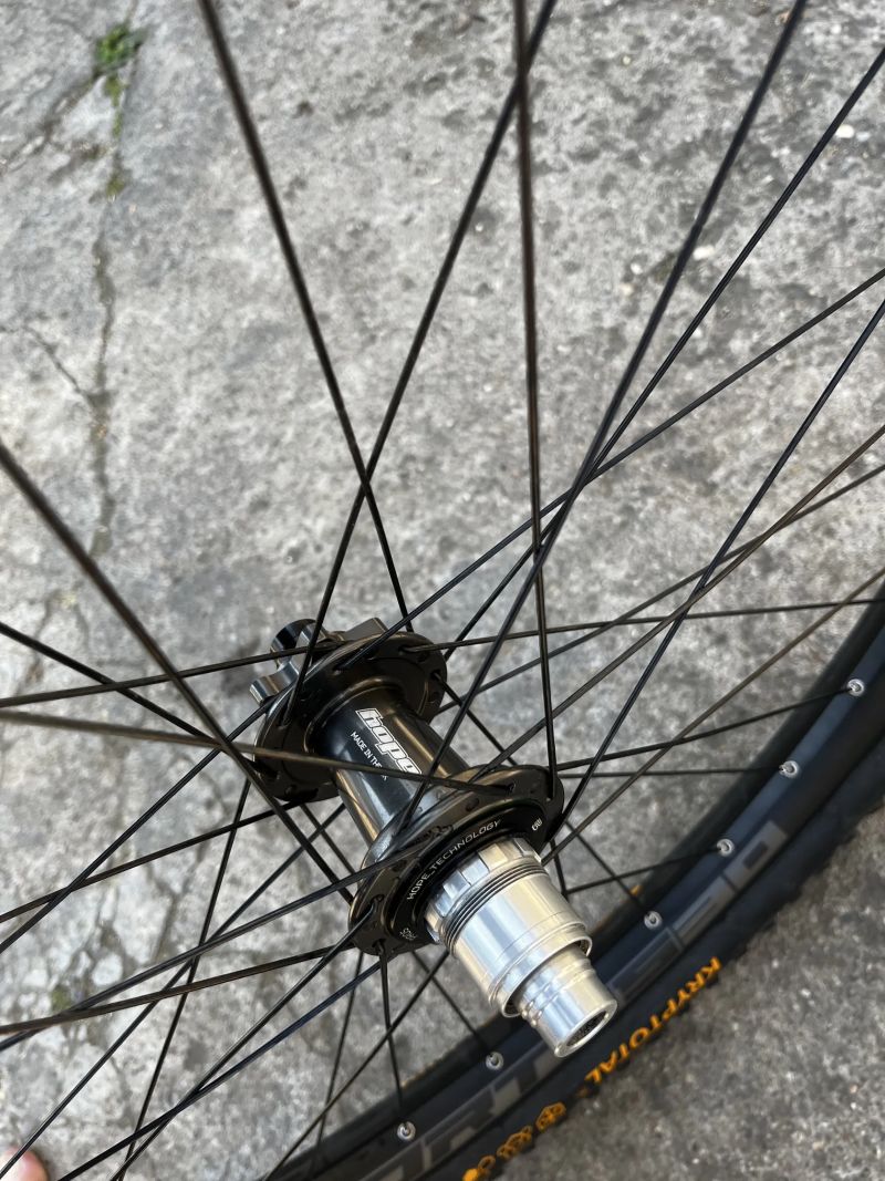 Zadní výplet Hope Fortus 30 Pro 5 Disc 6-Bolt 27.5" XD