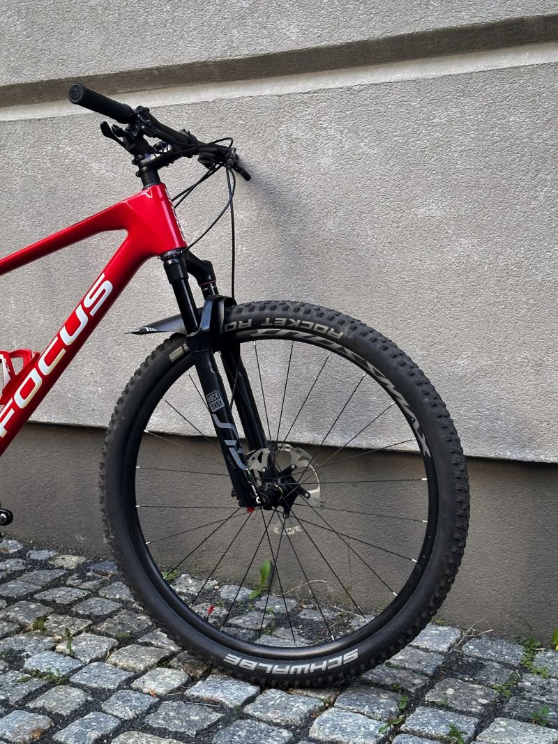 Horské kolo FOCUS RAVEN 8.8. vel L JAKO NOVÉ