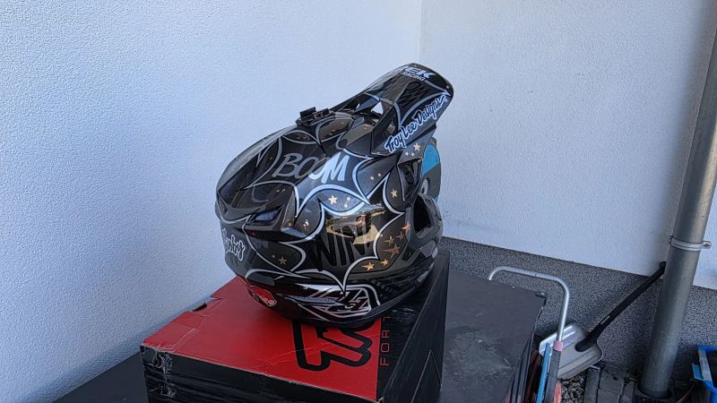 Troy Lee Designs se5