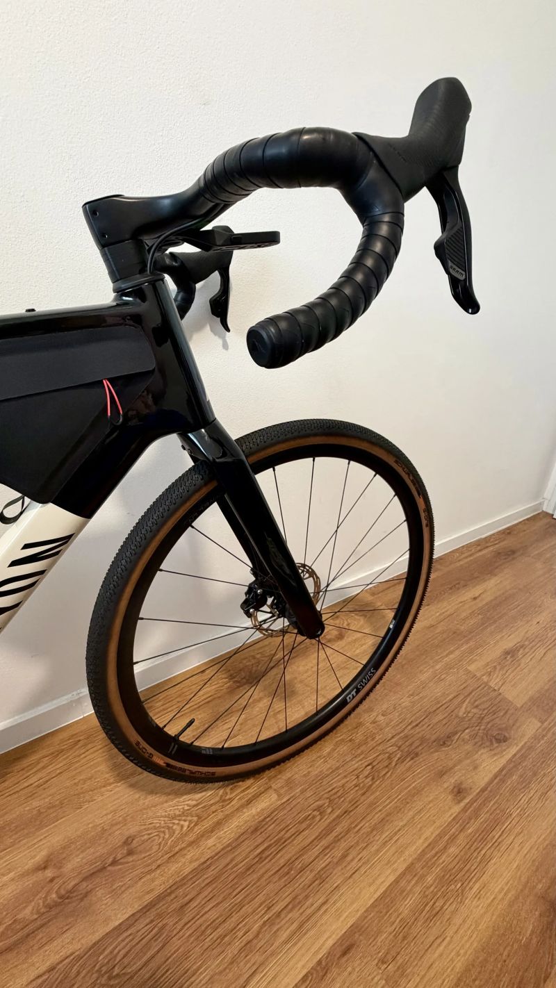 Canyon GRAIL CF SL AXS, SRAM Rival eTap